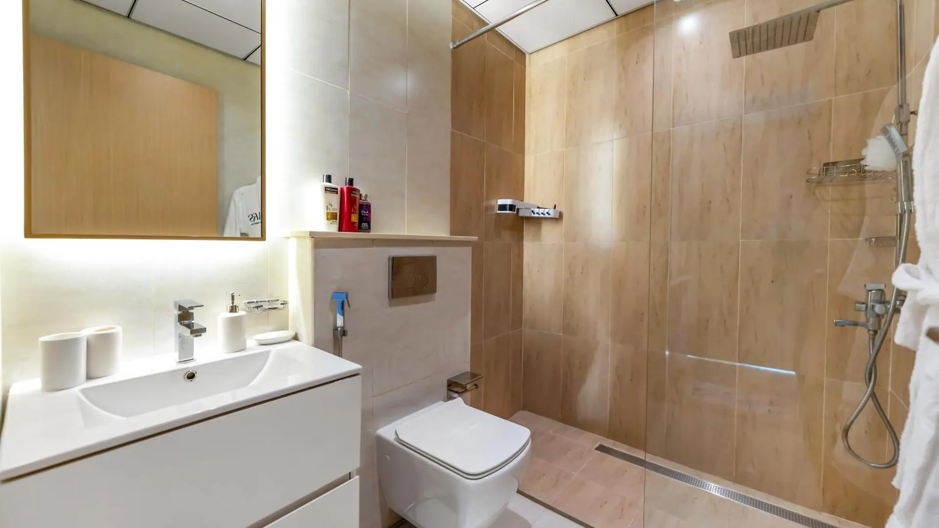 דובאי 1 Bedroom Apartment Five Jvc View