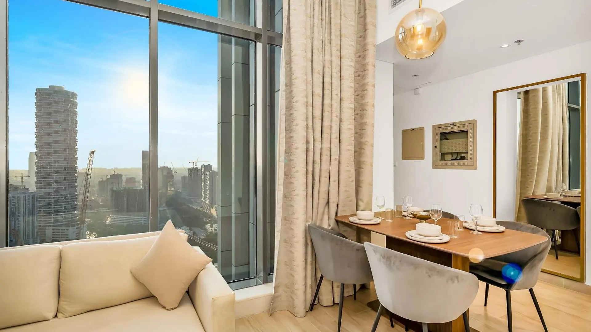 דובאי 1 Bedroom Apartment Five Jvc View
